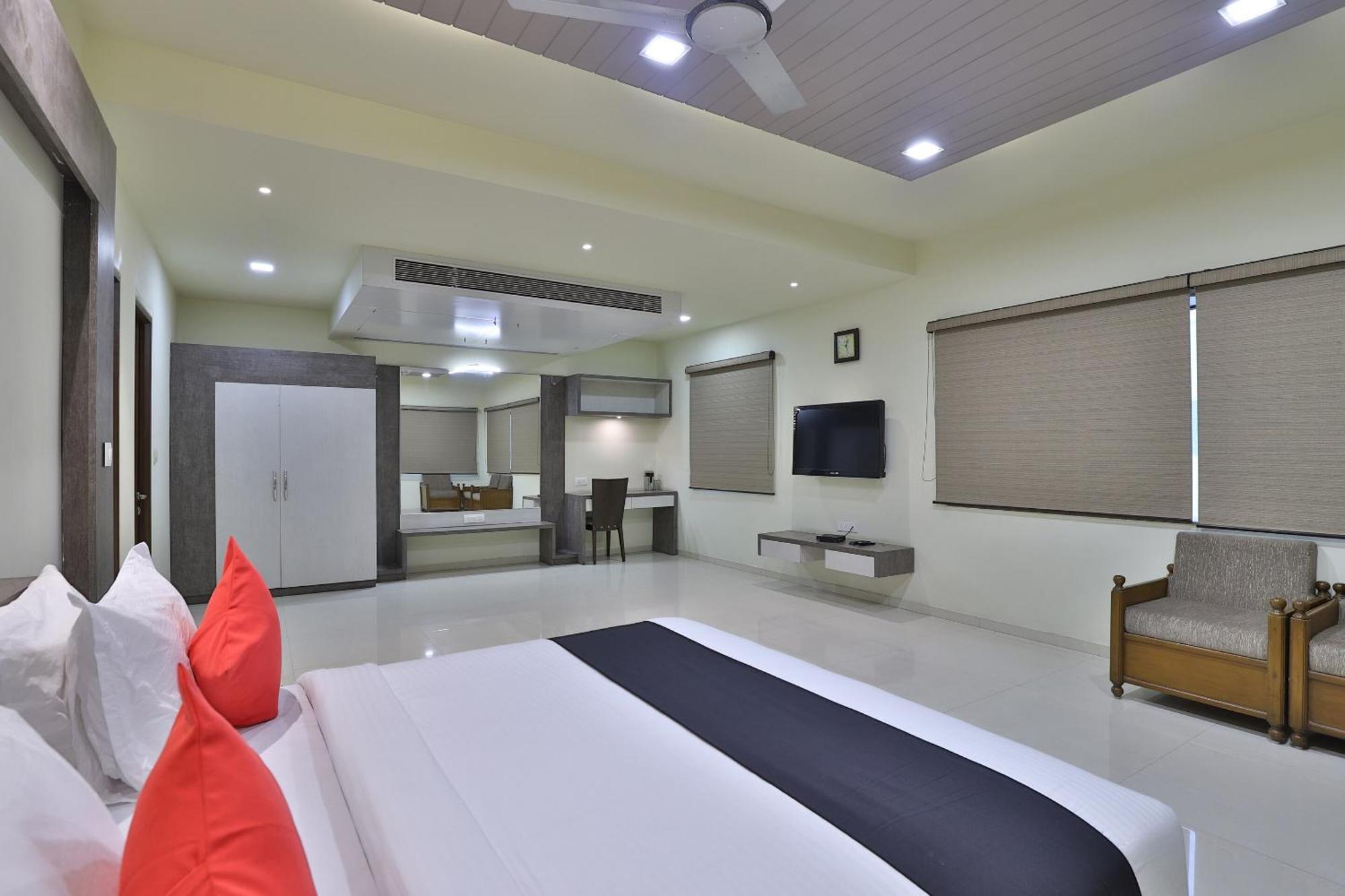 Atithi Resort Bharuch Exterior photo